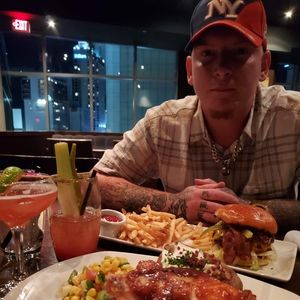 Meet your Posher, Chris